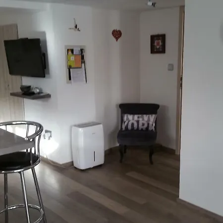 Apartment Joli Proche Strasbourg *